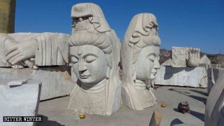 La estatua de Guanyin fue destruida.