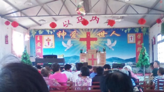 Escena de una reunión antes de que la Iglesia de Tongxintang