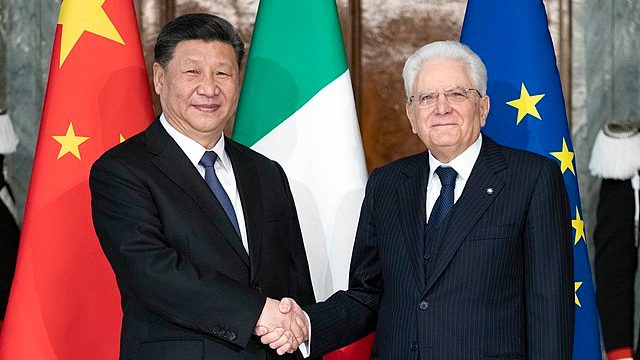 Xi Jinping visita al presidente italiano Sergio Mattarella.