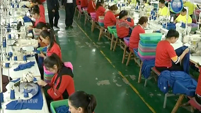 Las fábricas de Sinkiang incluso emplean a menores.
