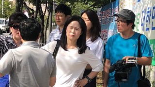 ¡Ya vienen! El PCCh envía nuevamente a familiares de refugiados de la Iglesia de Dios Todopoderoso a Corea para escenificar falsas manifestaciones
