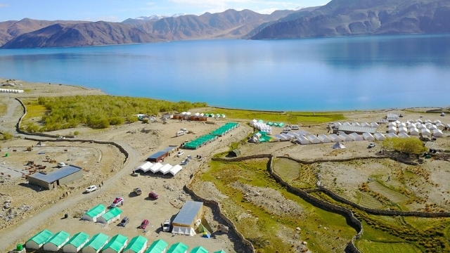 El lago Pangong Tso, una de las áreas que se disputan India y China.