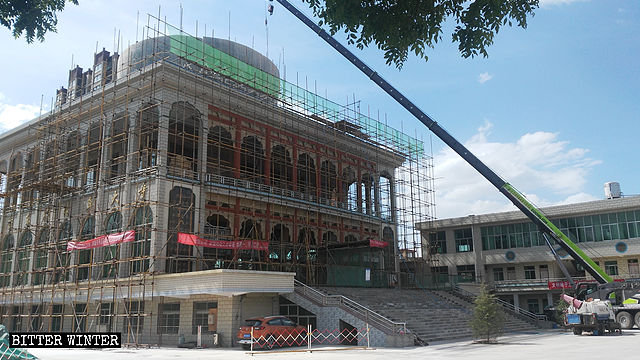 La Gran Mezquita de Dongjiao emplazada en Kongtong fue despojada de su cúpula en el mes de mayo.